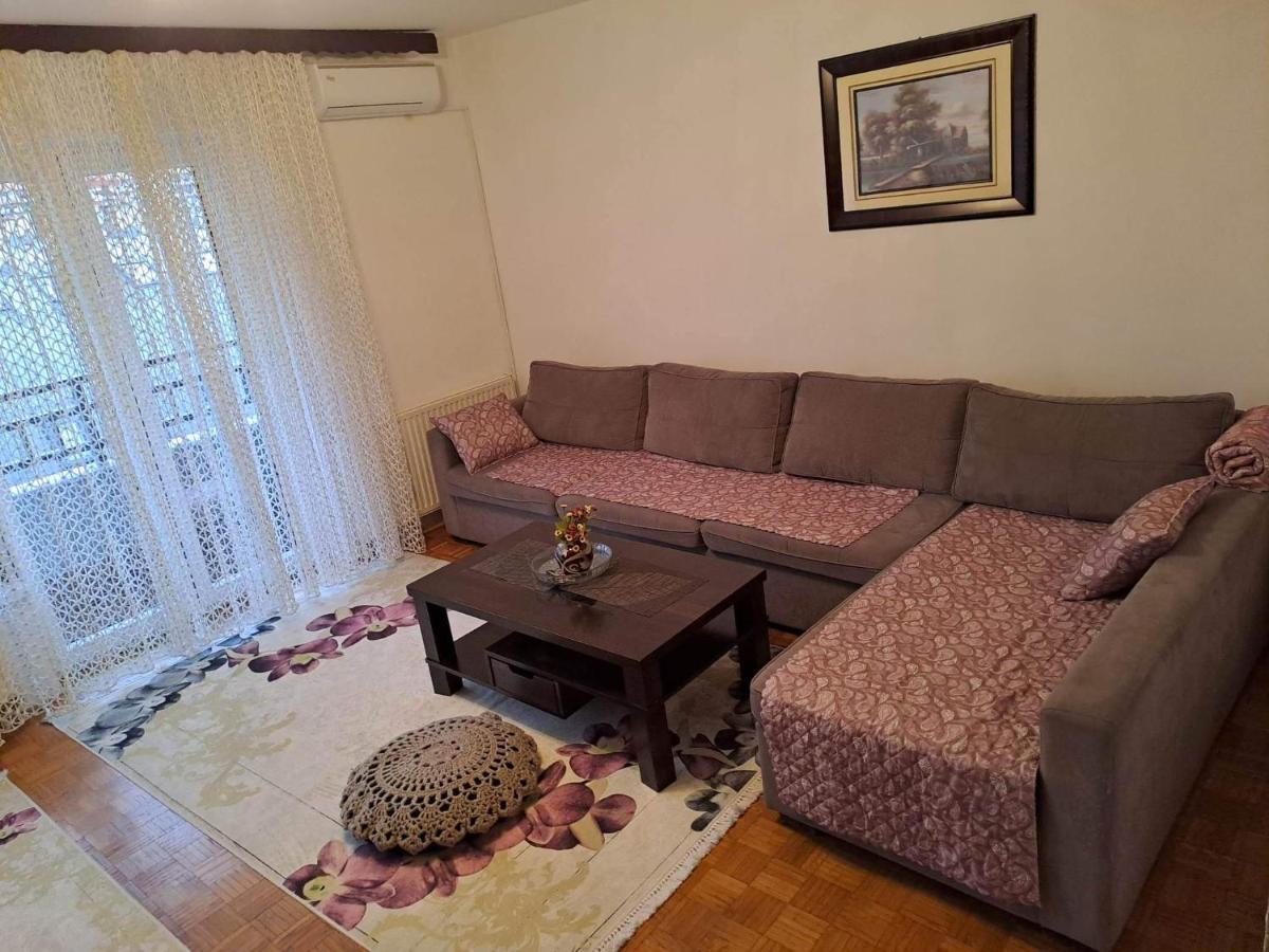 Stan U Sarajevu Na Ilidzi SJJ Exterior photo